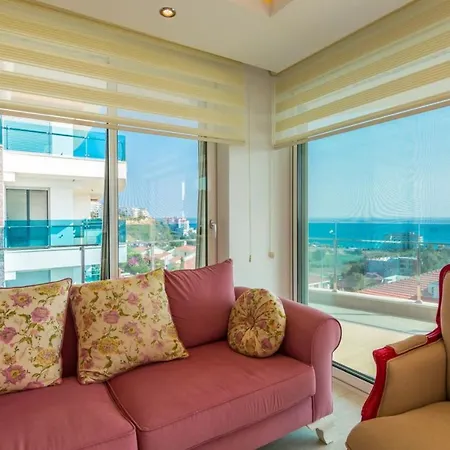 Splendid Home With Shared Pools And View Near Beach And City Center In Alanya Apartment
